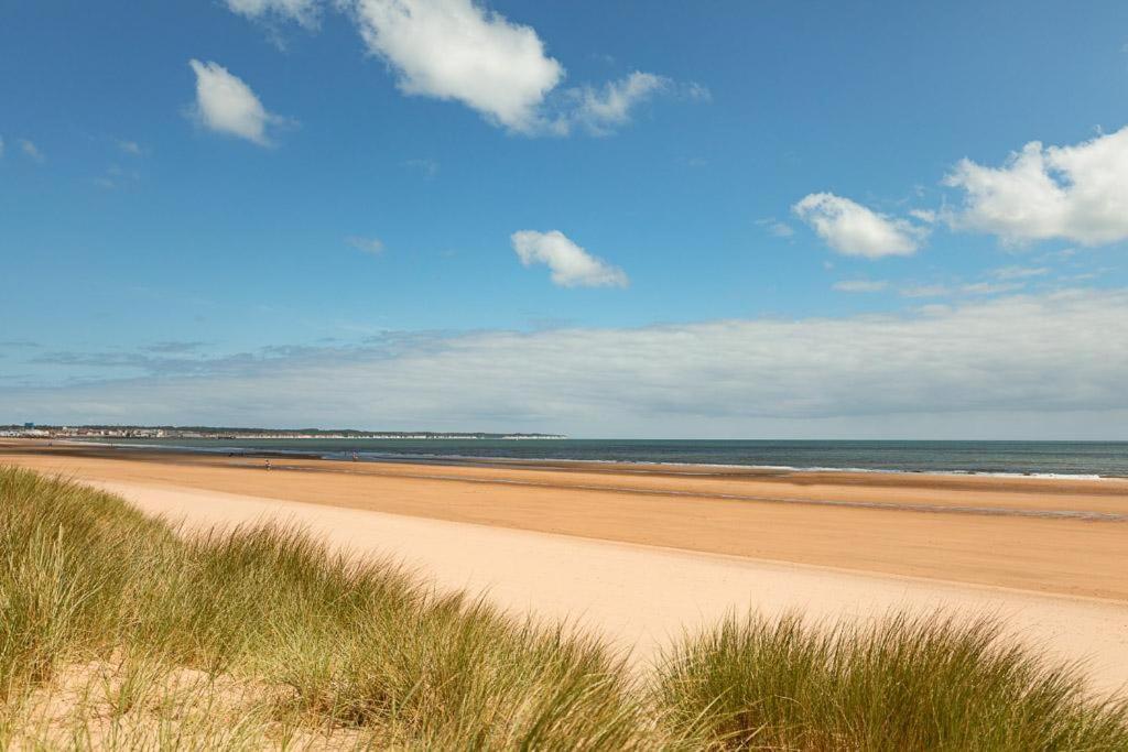 North Beach House: Family-Friendly Seaside Retreat in Bridlington Exterior photo